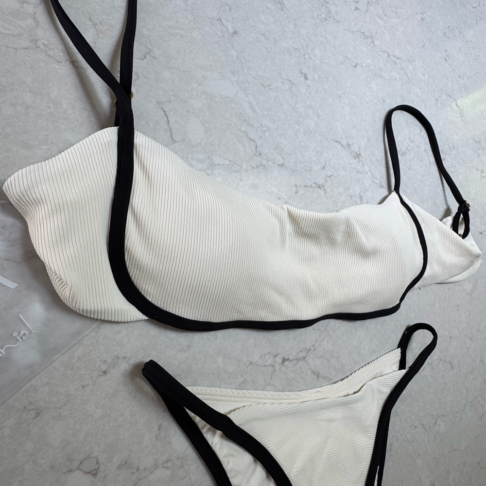 Hazel Bikini Top in Cream & Black
L*SPACE